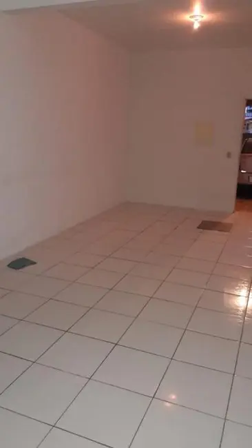 Foto 4 de Casa com 1 quarto à venda, 200m2 em Jardim das Imbuias, São Paulo - SP
