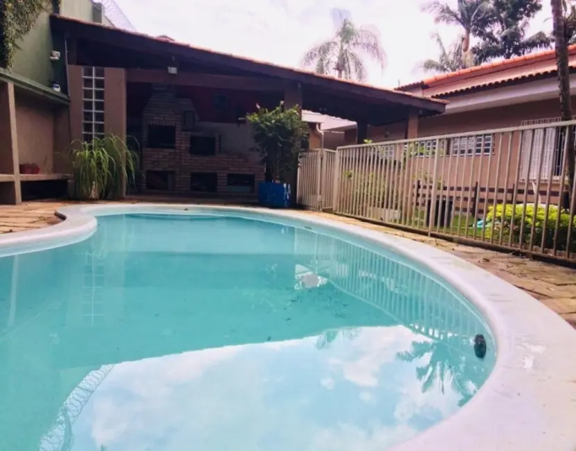 Casa com 3 quartos à venda, 300m2 em Interlagos, São Paulo - SP - imagem 5 Foto 5 de Casa com 3 quartos à venda, 300m2 em Interlagos, São Paulo - SP