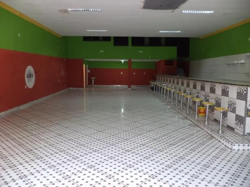 Foto 1 de Sala Comercial à venda e para alugar, 200m2 em Jardim Três Marias, São Paulo - SP