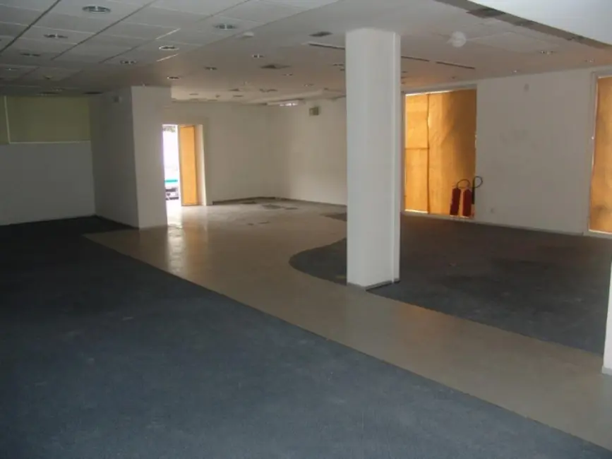 Sala Comercial para alugar, 600m2 em Granja Julieta, São Paulo - SP - imagem 1 Foto 1 de Sala Comercial para alugar, 600m2 em Granja Julieta, São Paulo - SP