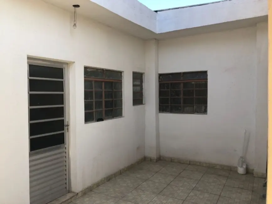 Sobrado com 4 quartos à venda, 150m2 em Americanópolis, São Paulo - SP - imagem 3 Foto 3 de Sobrado com 4 quartos à venda, 150m2 em Americanópolis, São Paulo - SP