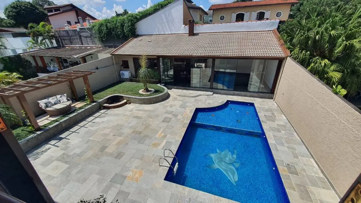 Foto 2 de Casa com 4 quartos à venda, 500m2 em Interlagos, São Paulo - SP