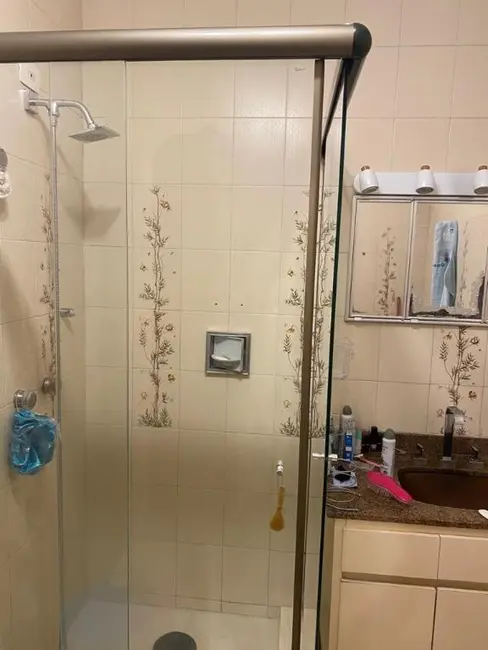 Casa com 3 quartos à venda, 350m2 em Interlagos, São Paulo - SP - imagem 4 Foto 4 de Casa com 3 quartos à venda, 350m2 em Interlagos, São Paulo - SP