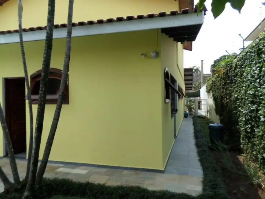 Casa com 4 quartos à venda, 600m2 em Interlagos, São Paulo - SP - imagem 3 Foto 3 de Casa com 4 quartos à venda, 600m2 em Interlagos, São Paulo - SP