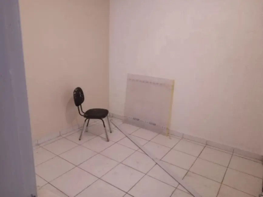 Foto 3 de Casa com 5 quartos para alugar, 125m2 em Vila São José (Cidade Dutra), São Paulo - SP