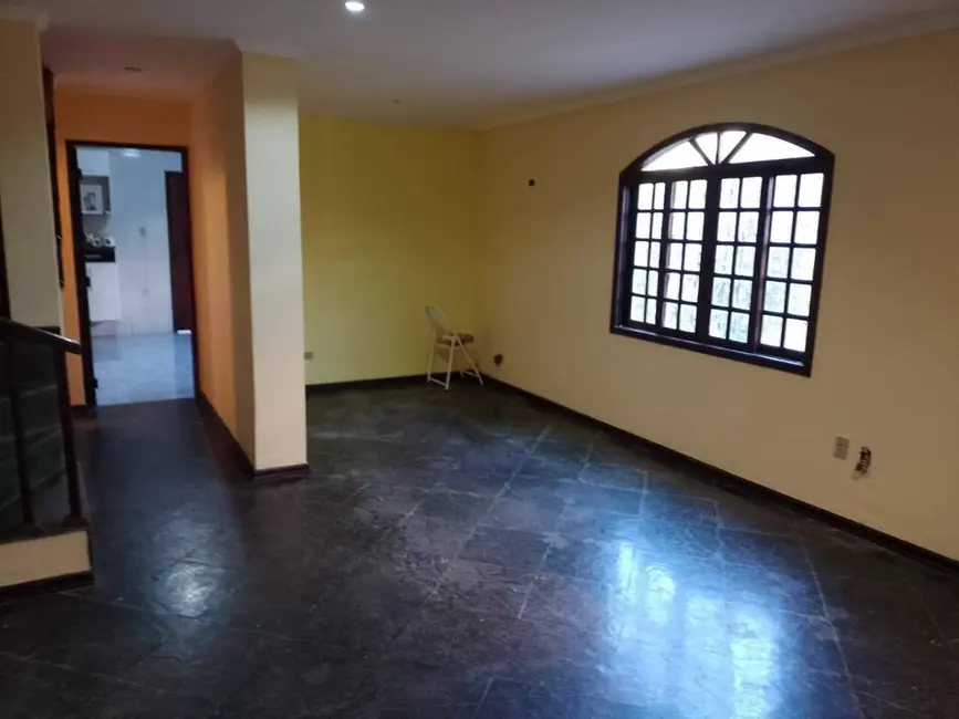 Foto 3 de Sobrado com 3 quartos à venda, 200m2 em Jardim Alpino, São Paulo - SP