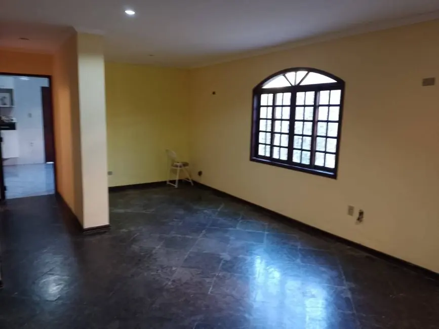 Foto 4 de Sobrado com 3 quartos à venda, 200m2 em Jardim Alpino, São Paulo - SP