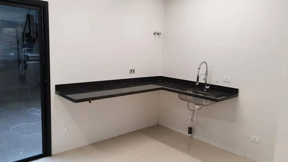 Casa com 3 quartos à venda, 115m2 em Vila Isa, São Paulo - SP - imagem 4 Foto 4 de Casa com 3 quartos à venda, 115m2 em Vila Isa, São Paulo - SP