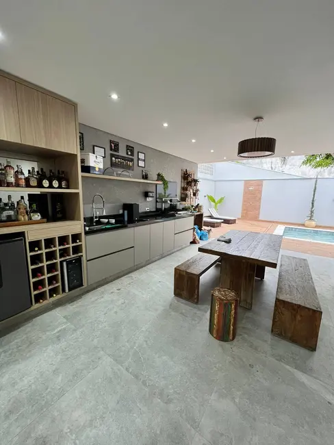 Foto 8 de Casa com 3 quartos à venda, 220m2 em Interlagos, São Paulo - SP