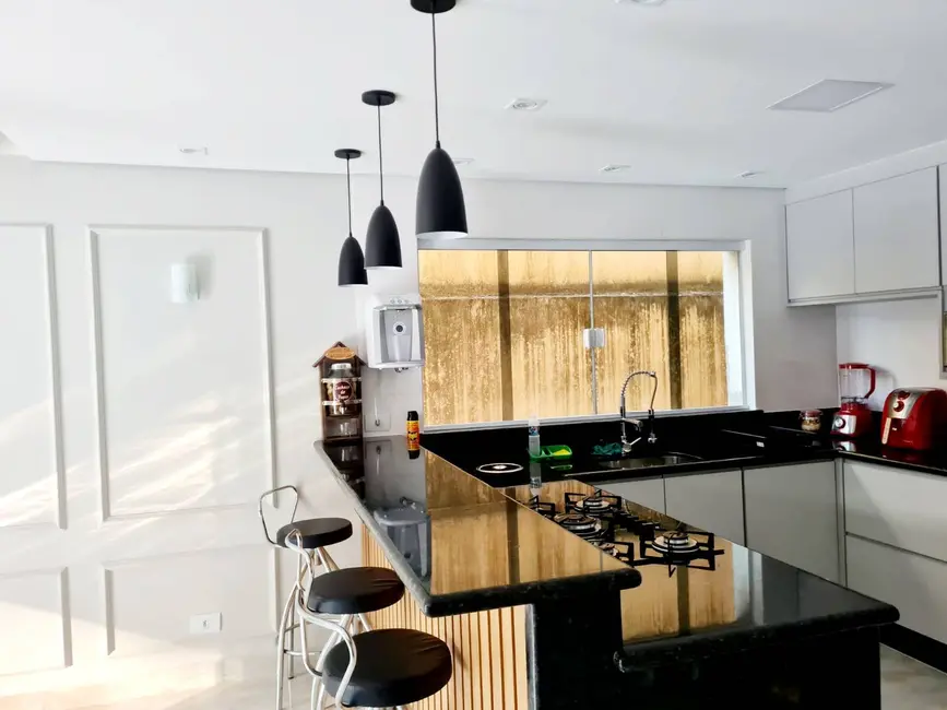 Casa com 4 quartos à venda, 360m2 em Interlagos, São Paulo - SP - imagem 7 Foto 7 de Casa com 4 quartos à venda, 360m2 em Interlagos, São Paulo - SP