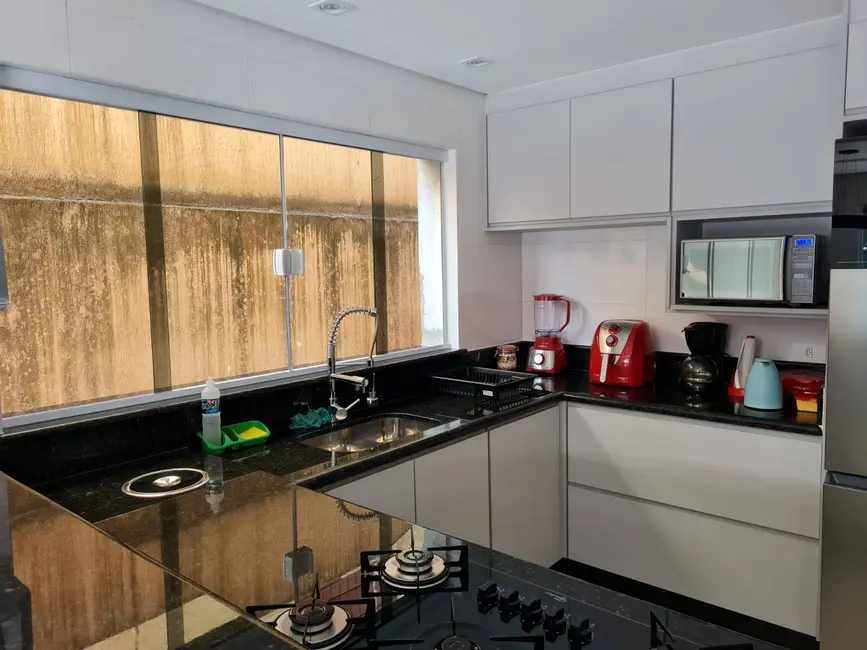 Casa com 4 quartos à venda, 360m2 em Interlagos, São Paulo - SP - imagem 8 Foto 8 de Casa com 4 quartos à venda, 360m2 em Interlagos, São Paulo - SP