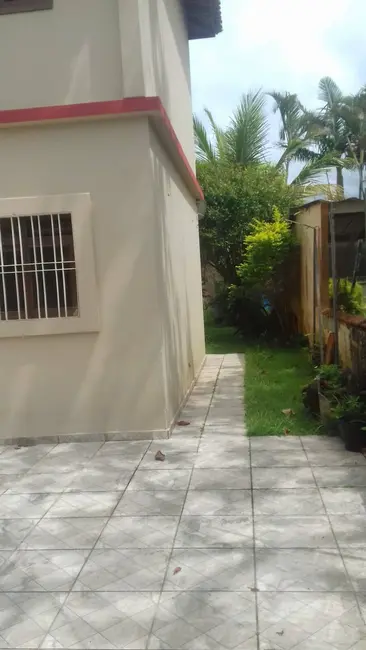 Foto 4 de Casa com 3 quartos à venda, 250m2 em Itanhaem - SP