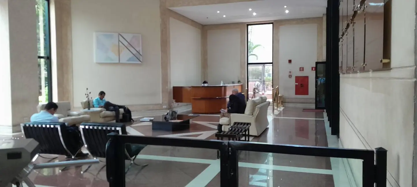 Foto 4 de Sala Comercial à venda, 131m2 em Cidade Monções, São Paulo - SP