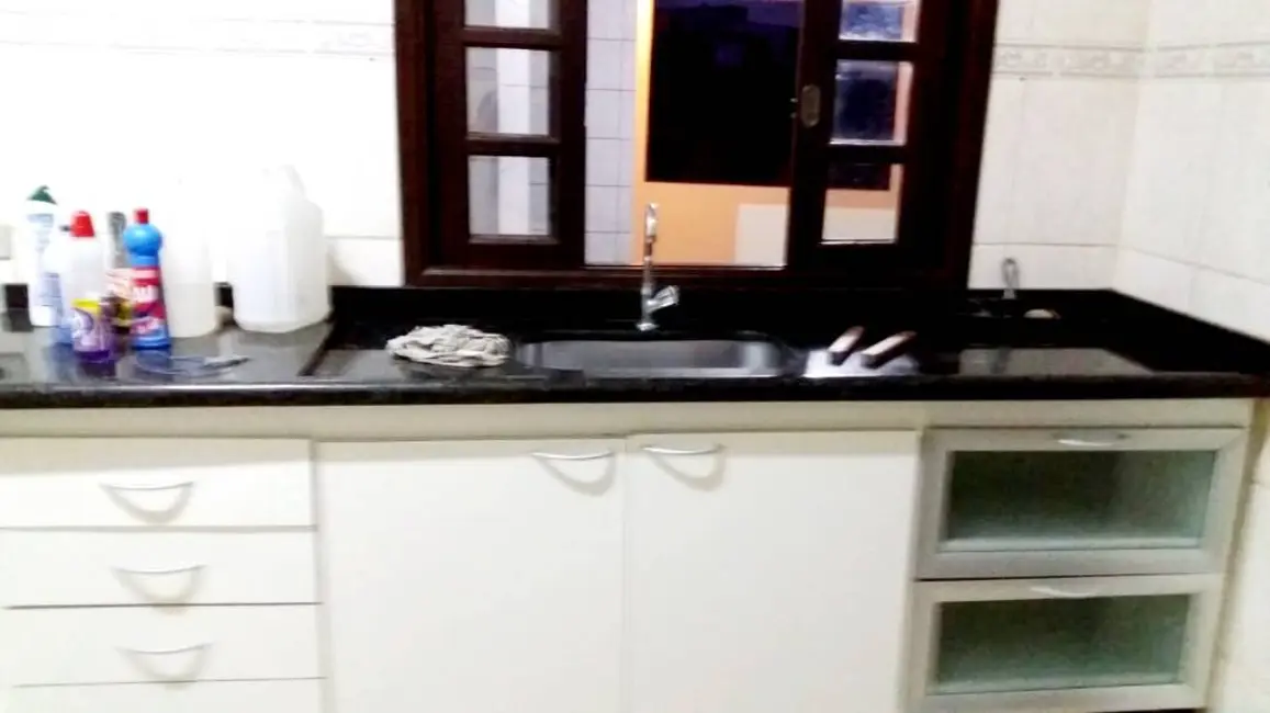 Foto 8 de Casa com 4 quartos à venda, 256m2 em Vila São José, São Paulo - SP