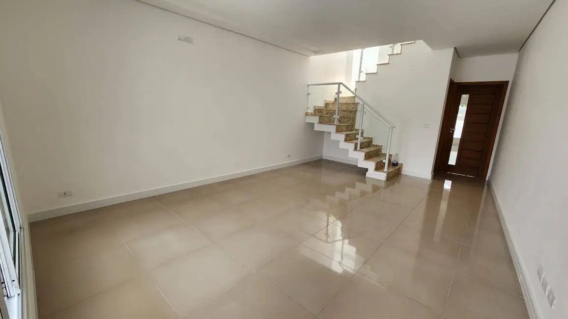 Foto 1 de Casa com 3 quartos à venda, 110m2 em Jardim Sabará, São Paulo - SP
