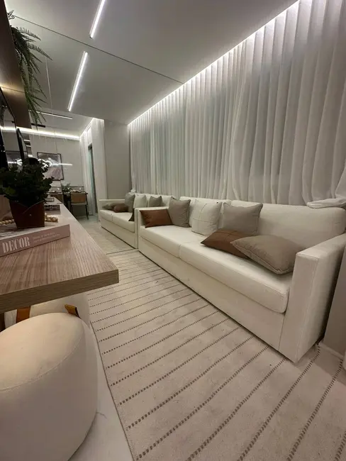 Foto 4 de Apartamento com 2 quartos à venda, 37m2 em Interlagos, São Paulo - SP