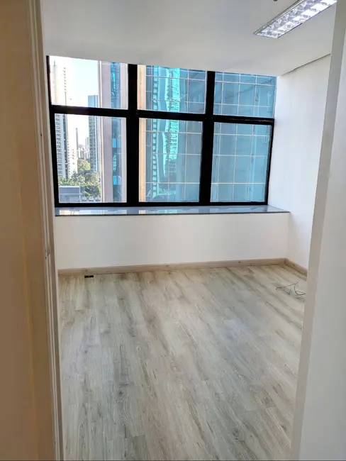 Foto 7 de Sala Comercial para alugar, 94m2 em Vila Olímpia, São Paulo - SP
