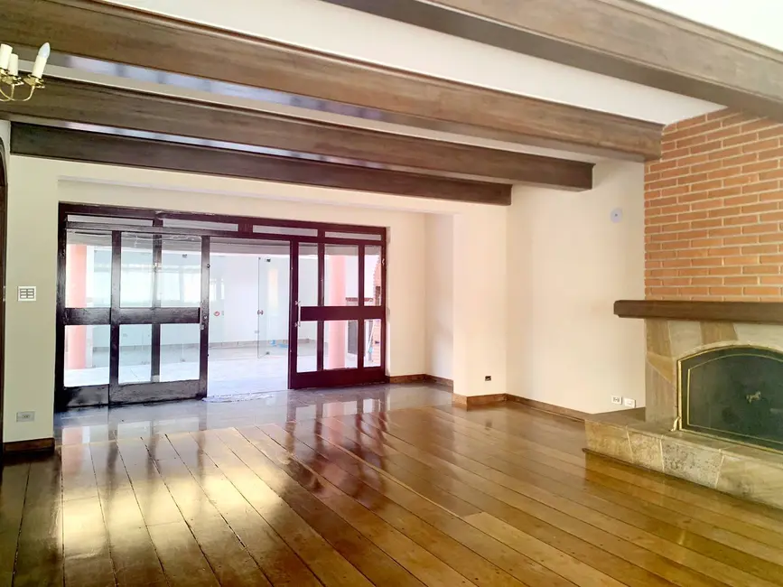 Casa com 4 quartos à venda, 700m2 em Interlagos, São Paulo - SP - imagem 8 Foto 8 de Casa com 4 quartos à venda, 700m2 em Interlagos, São Paulo - SP