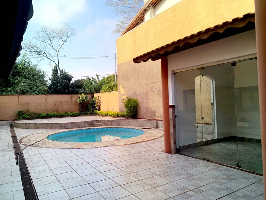 Casa com 4 quartos à venda, 700m2 em Interlagos, São Paulo - SP - imagem 4 Foto 4 de Casa com 4 quartos à venda, 700m2 em Interlagos, São Paulo - SP