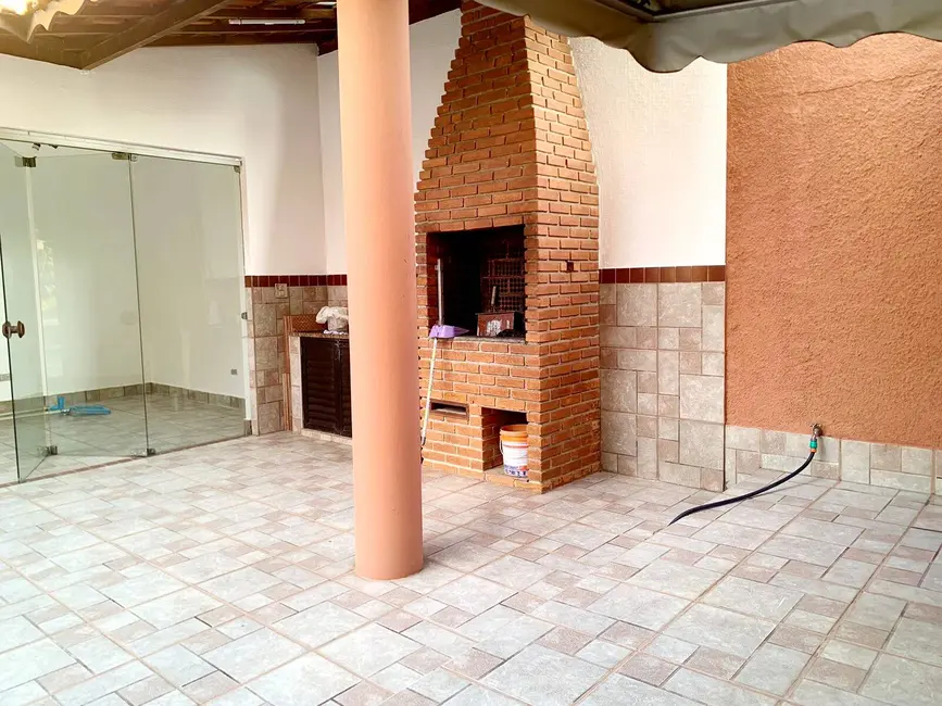 Casa com 4 quartos à venda, 700m2 em Interlagos, São Paulo - SP - imagem 6 Foto 6 de Casa com 4 quartos à venda, 700m2 em Interlagos, São Paulo - SP