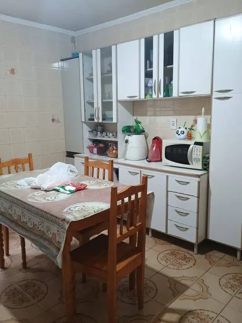 Casa com 3 quartos à venda, 125m2 em Jardim Beatriz, São Paulo - SP - imagem 5 Foto 5 de Casa com 3 quartos à venda, 125m2 em Jardim Beatriz, São Paulo - SP