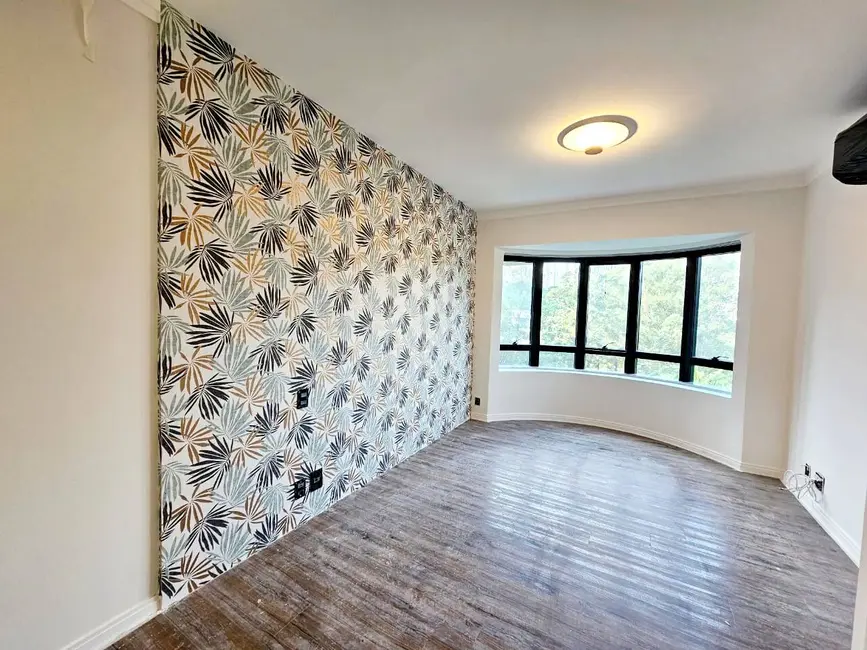 Apartamento com 3 quartos à venda, 165m2 em Jardim Morumbi, São Paulo - SP - imagem 1 Foto 1 de Apartamento com 3 quartos à venda, 165m2 em Jardim Morumbi, São Paulo - SP