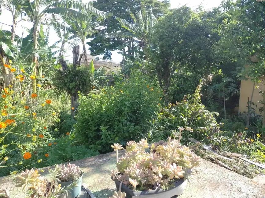 Foto 1 de Terreno / Lote à venda, 900m2 em Interlagos, São Paulo - SP