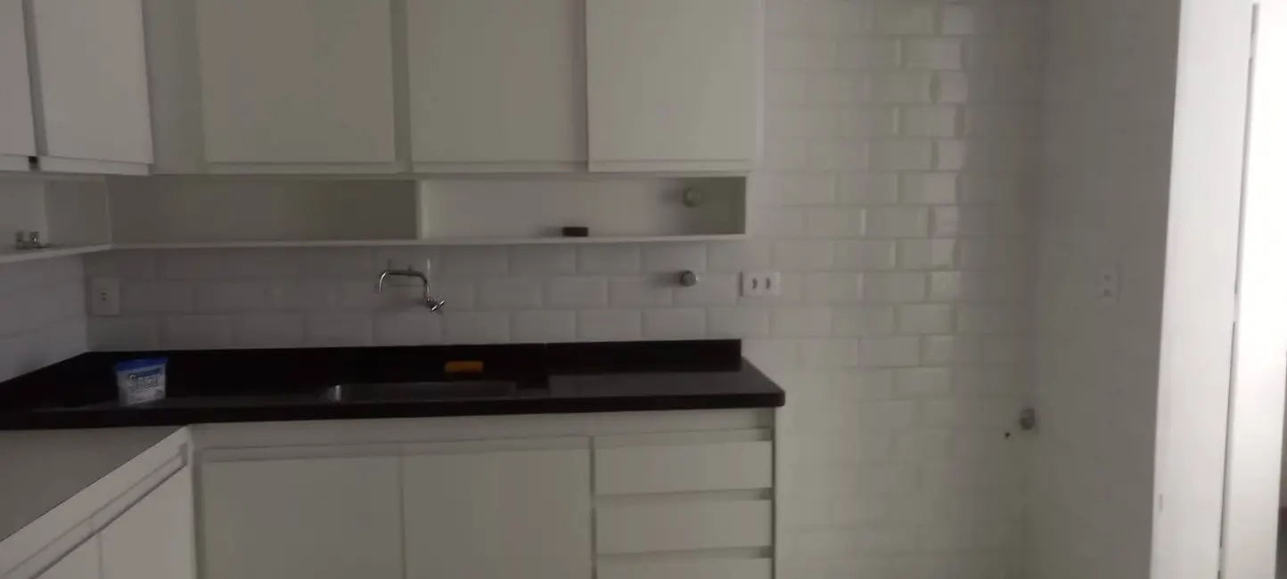 Apartamento com 2 quartos para alugar, 100m2 em Itaim Bibi, São Paulo - SP - imagem 8 Foto 8 de Apartamento com 2 quartos para alugar, 100m2 em Itaim Bibi, São Paulo - SP