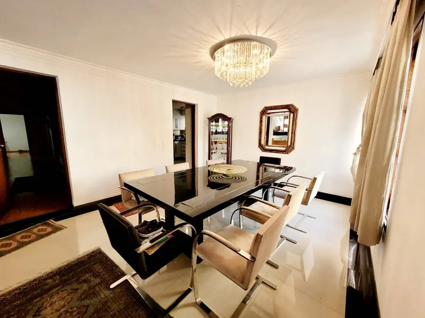 Foto 3 de Casa com 5 quartos à venda, 780m2 em Interlagos, São Paulo - SP