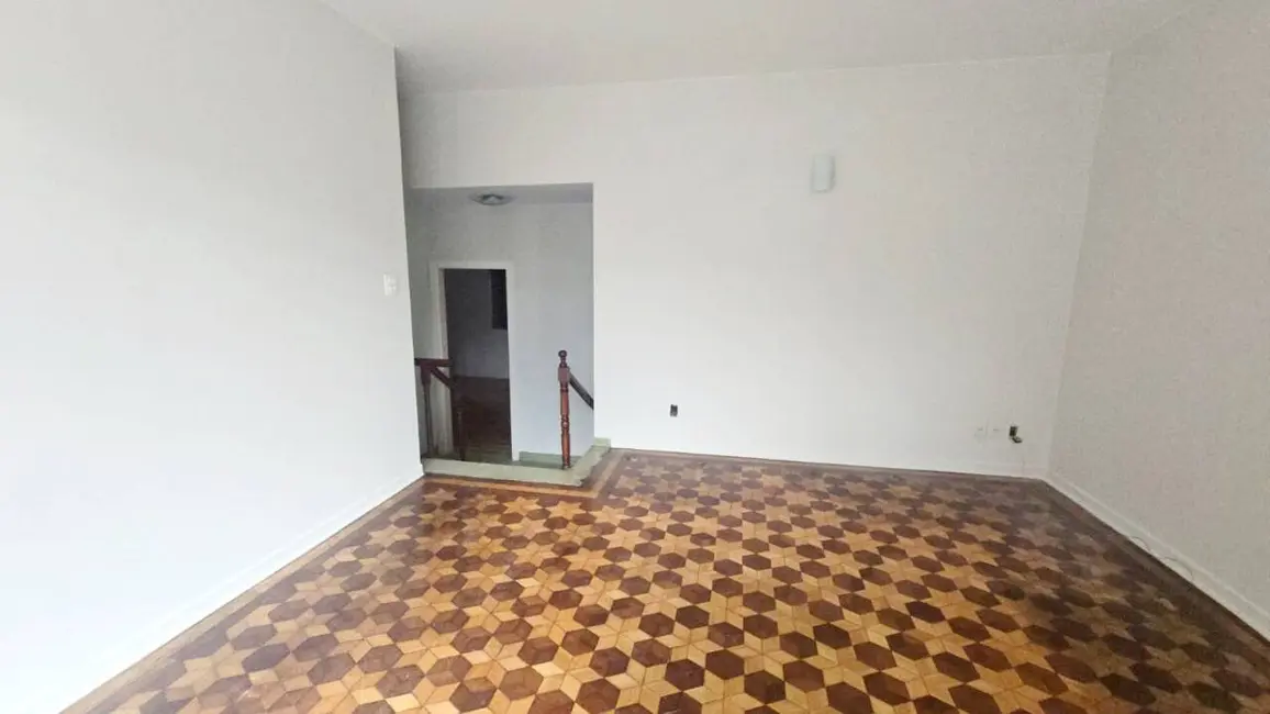 Foto 3 de Casa com 3 quartos à venda, 285m2 em Jardim Londrina, São Paulo - SP