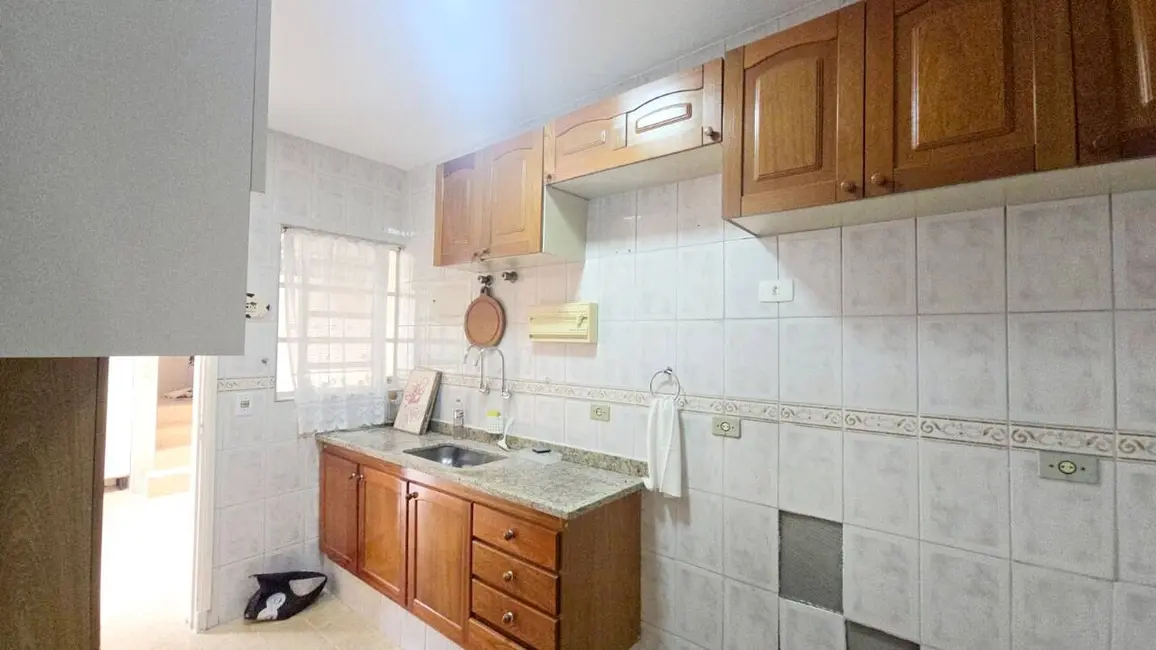 Foto 4 de Casa com 3 quartos à venda, 285m2 em Jardim Londrina, São Paulo - SP