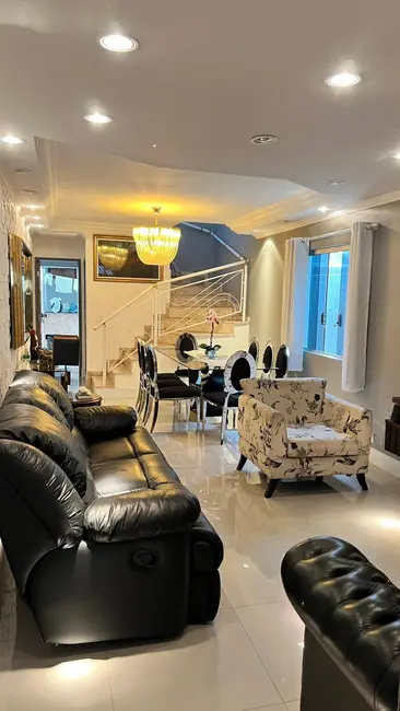 Casa com 3 quartos à venda, 150m2 em Jardim Cruzeiro, São Paulo - SP - imagem 1 Foto 1 de Casa com 3 quartos à venda, 150m2 em Jardim Cruzeiro, São Paulo - SP