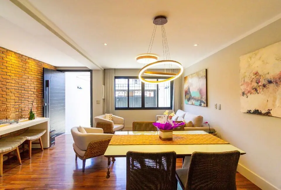 Casa com 3 quartos à venda, 113m2 em Campo Belo, São Paulo - SP - imagem 2 Foto 2 de Casa com 3 quartos à venda, 113m2 em Campo Belo, São Paulo - SP