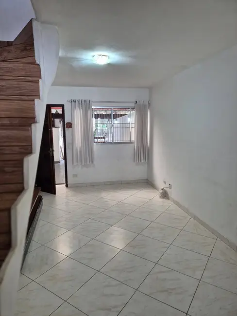 Foto 1 de Sobrado com 2 quartos à venda e para alugar, 81m2 em Parque das Árvores, São Paulo - SP