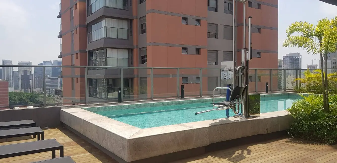 Foto 1 de Apartamento com 1 quarto para alugar, 27m2 em Santo Amaro, São Paulo - SP