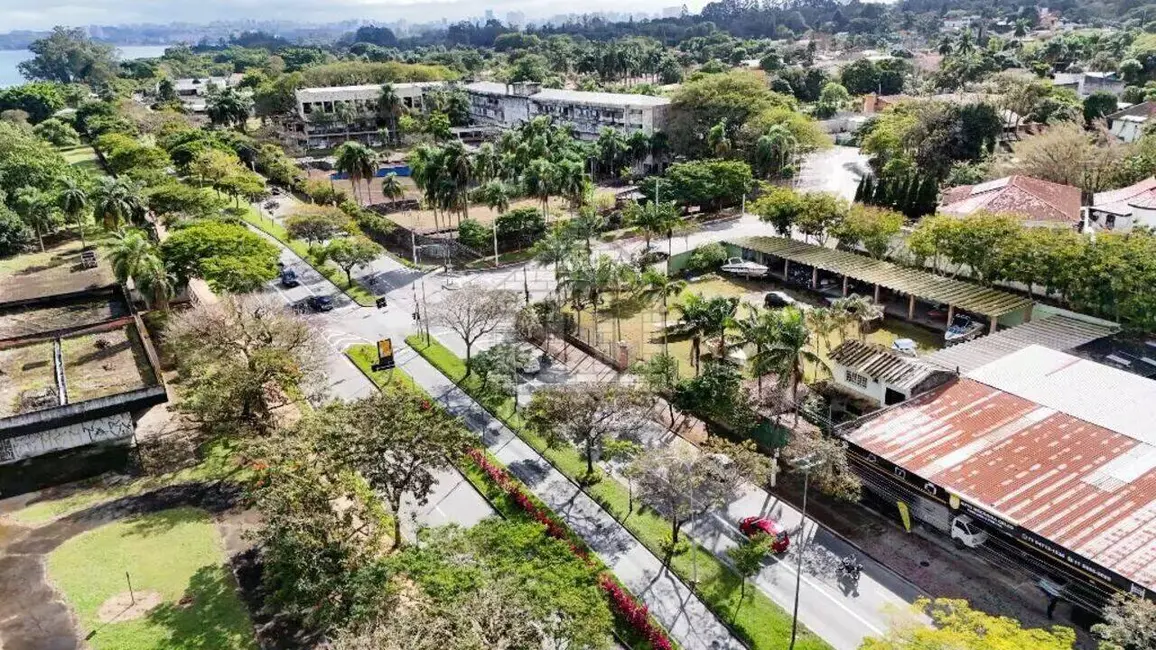 Foto 3 de Terreno / Lote à venda, 2100m2 em Interlagos, São Paulo - SP