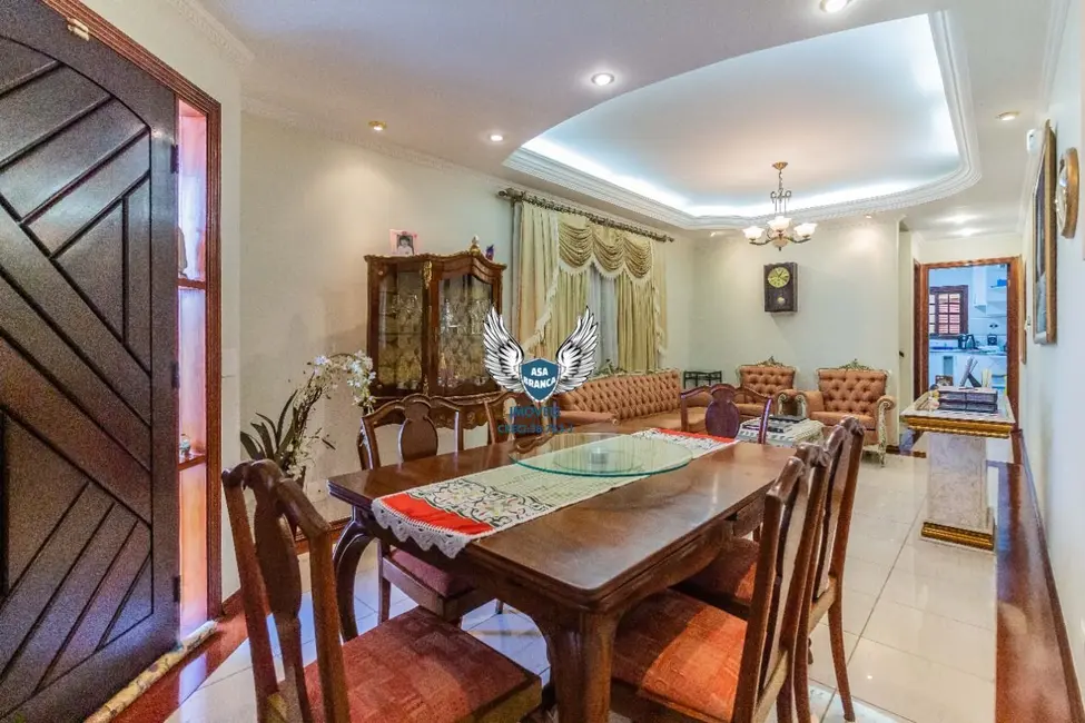 Foto 3 de Sobrado com 4 quartos à venda, 260m2 em Vila Prado, São Paulo - SP