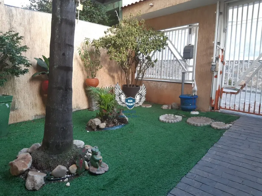 Sobrado com 3 quartos à venda, 260m2 em Horto Florestal, São Paulo - SP - imagem 2 Foto 2 de Sobrado com 3 quartos à venda, 260m2 em Horto Florestal, São Paulo - SP