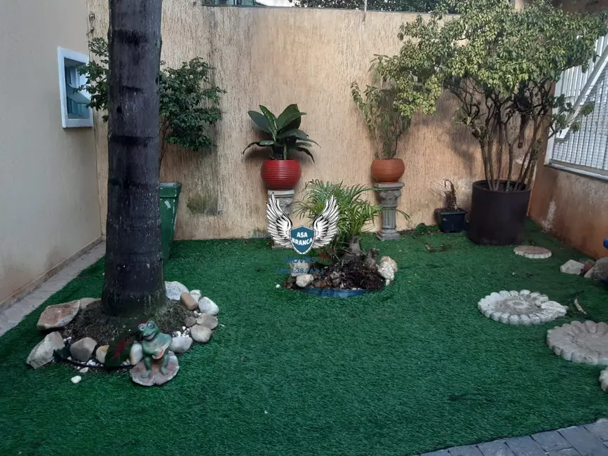 Sobrado com 3 quartos à venda, 260m2 em Horto Florestal, São Paulo - SP - imagem 7 Foto 7 de Sobrado com 3 quartos à venda, 260m2 em Horto Florestal, São Paulo - SP