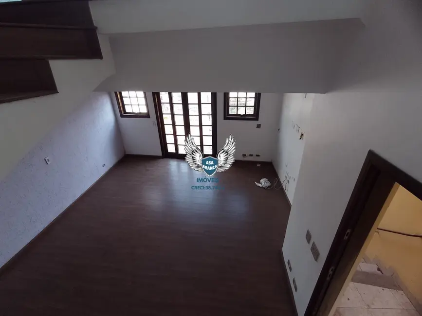 Foto 5 de Sobrado com 3 quartos à venda, 227m2 em Vila Pedra Branca, São Paulo - SP