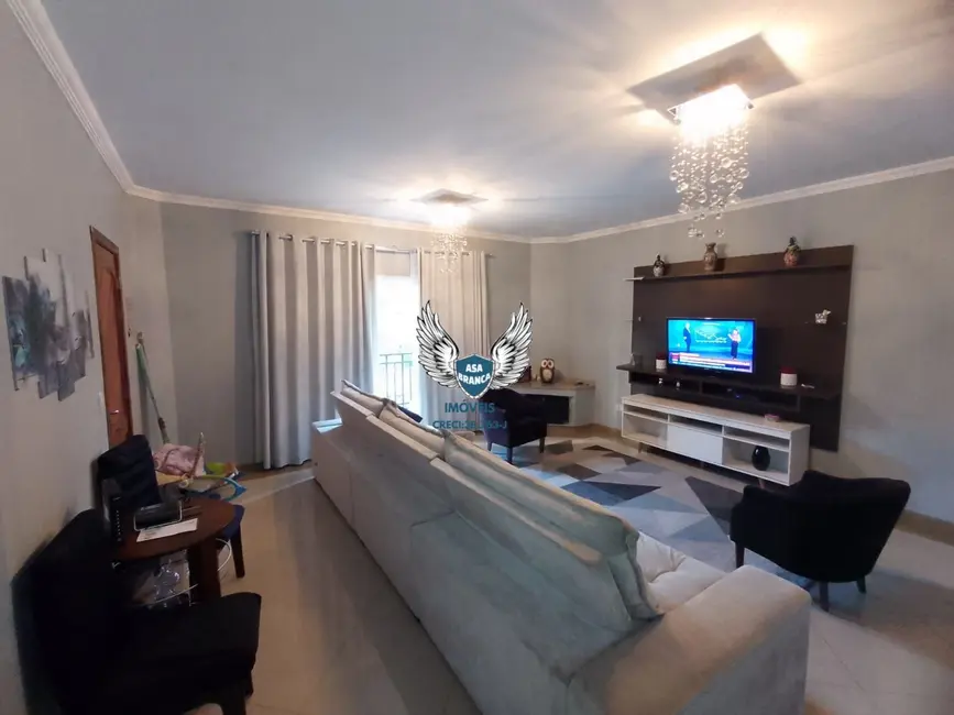 Foto 6 de Sobrado com 5 quartos à venda, 250m2 em Vila Santos, São Paulo - SP