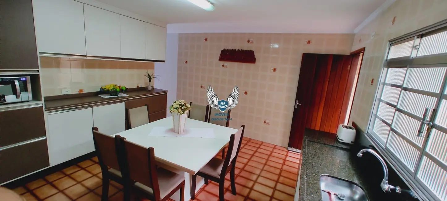 Sobrado com 2 quartos à venda, 203m2 em Jardim Modelo, São Paulo - SP - imagem 5 Foto 5 de Sobrado com 2 quartos à venda, 203m2 em Jardim Modelo, São Paulo - SP