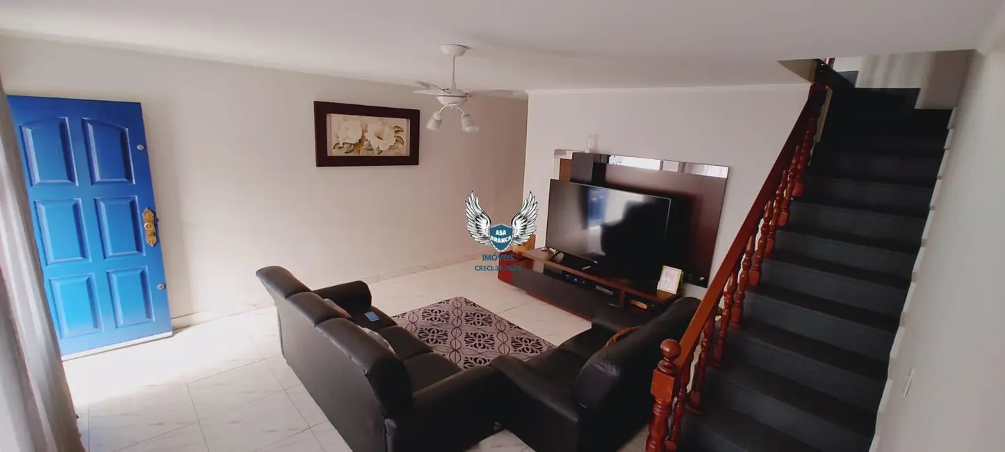 Sobrado com 2 quartos à venda, 203m2 em Jardim Modelo, São Paulo - SP - imagem 2 Foto 2 de Sobrado com 2 quartos à venda, 203m2 em Jardim Modelo, São Paulo - SP