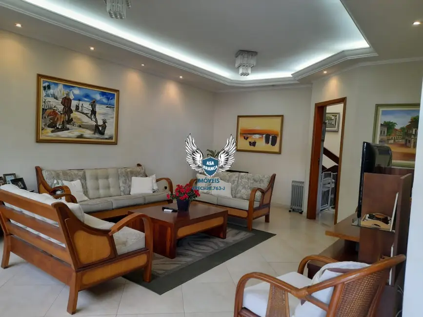 Foto 4 de Sobrado com 4 quartos à venda, 450m2 em Jardim Guapira, São Paulo - SP