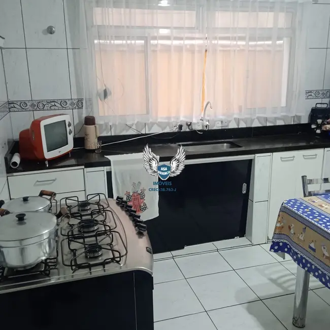 Sobrado com 4 quartos à venda, 200m2 em Furnas, São Paulo - SP - imagem 6 Foto 6 de Sobrado com 4 quartos à venda, 200m2 em Furnas, São Paulo - SP