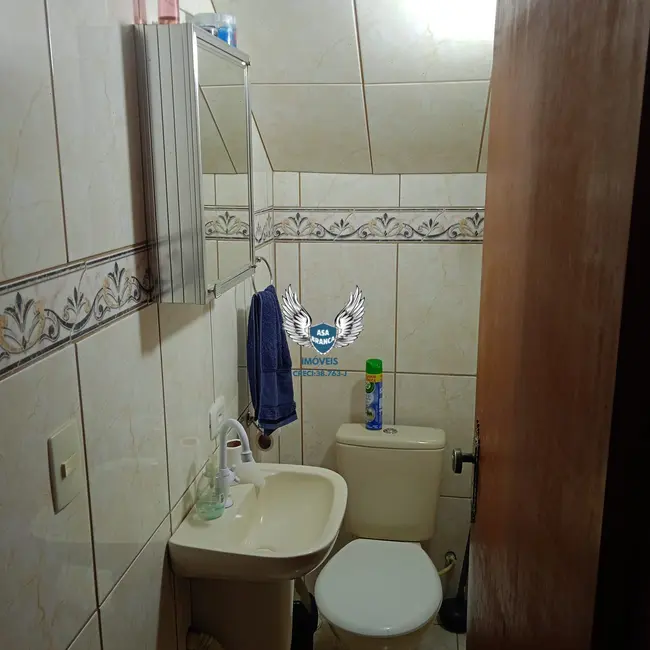 Sobrado com 4 quartos à venda, 200m2 em Furnas, São Paulo - SP - imagem 9 Foto 9 de Sobrado com 4 quartos à venda, 200m2 em Furnas, São Paulo - SP