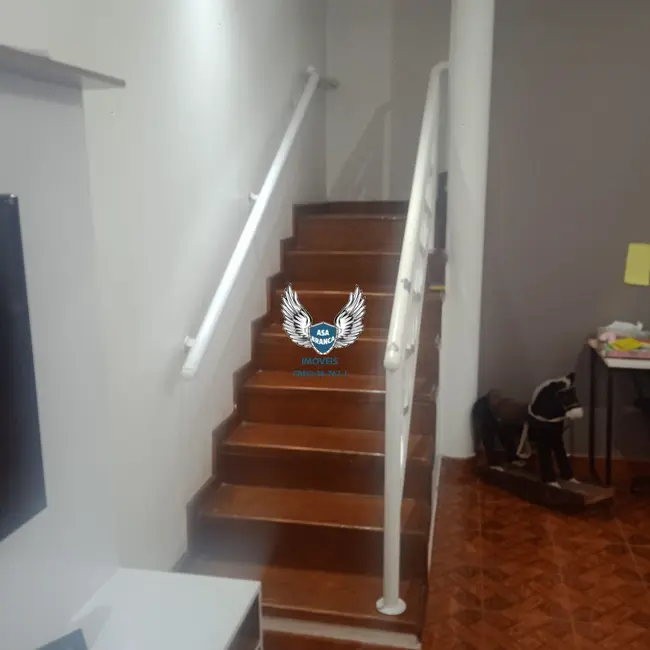 Sobrado com 4 quartos à venda, 200m2 em Furnas, São Paulo - SP - imagem 3 Foto 3 de Sobrado com 4 quartos à venda, 200m2 em Furnas, São Paulo - SP