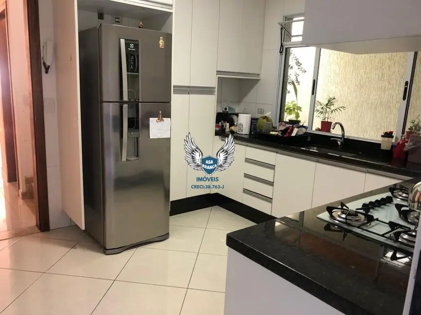 Sobrado com 3 quartos à venda, 112m2 em Tremembé, São Paulo - SP - imagem 4 Foto 4 de Sobrado com 3 quartos à venda, 112m2 em Tremembé, São Paulo - SP