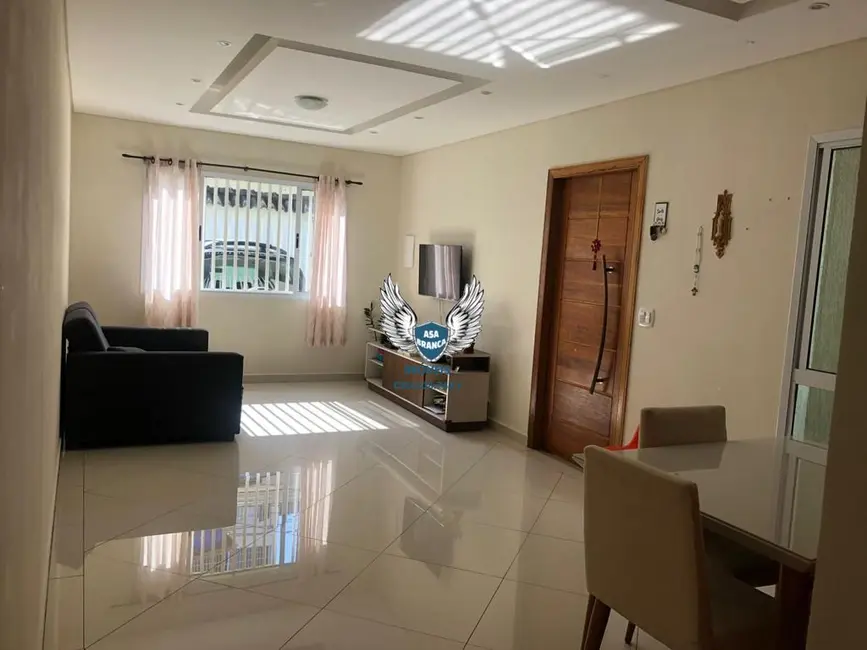 Sobrado com 3 quartos à venda, 112m2 em Tremembé, São Paulo - SP - imagem 2 Foto 2 de Sobrado com 3 quartos à venda, 112m2 em Tremembé, São Paulo - SP