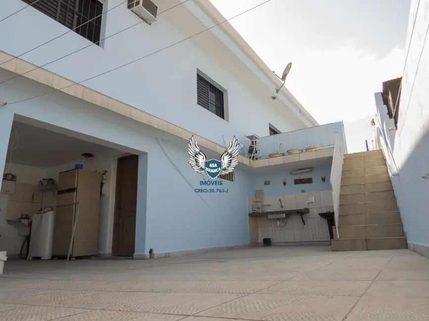 Sobrado com 3 quartos à venda, 230m2 em Vila Santista, São Paulo - SP - imagem 8 Foto 8 de Sobrado com 3 quartos à venda, 230m2 em Vila Santista, São Paulo - SP